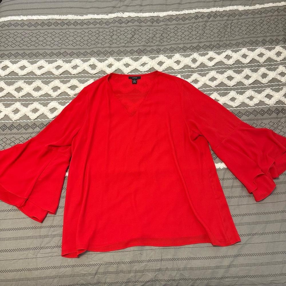 Alfani women’s red top